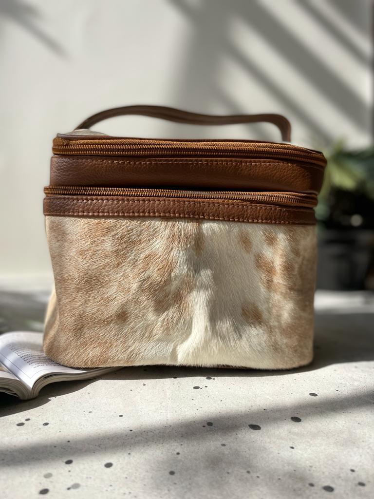 Cowhide Makeup Bag  Travel Toiletry bags Cosmetic Organizer